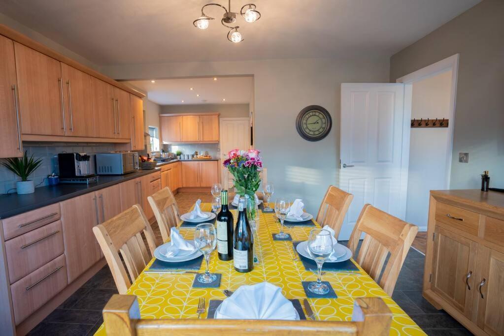Erwenni, Llanbedrog, Abersoch Near Beach And Pub With Hot Tub Exterior photo